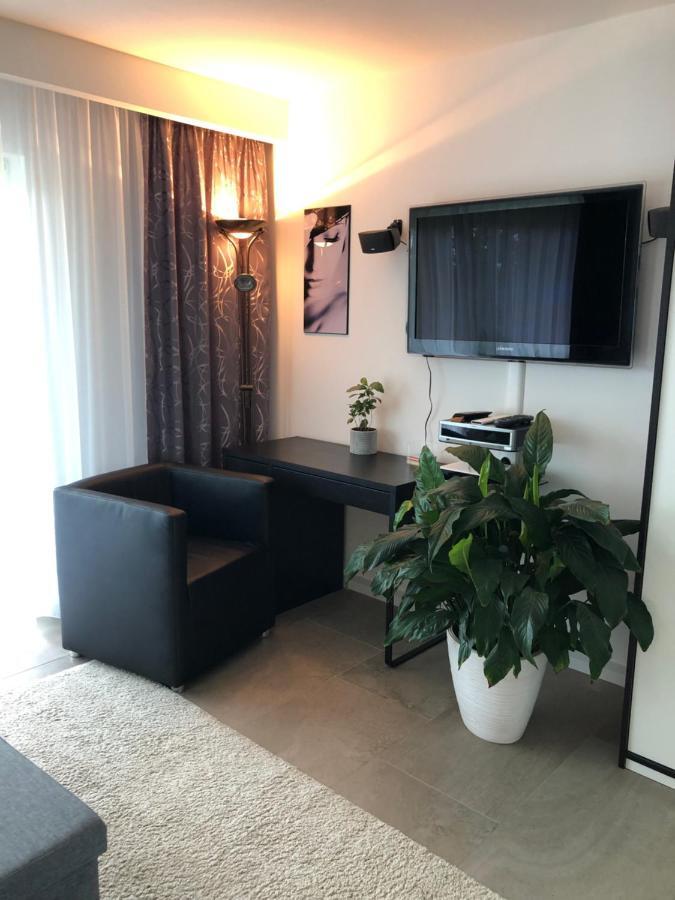 Ferienwohnung Jolene Вайль-на-Рейне Экстерьер фото
